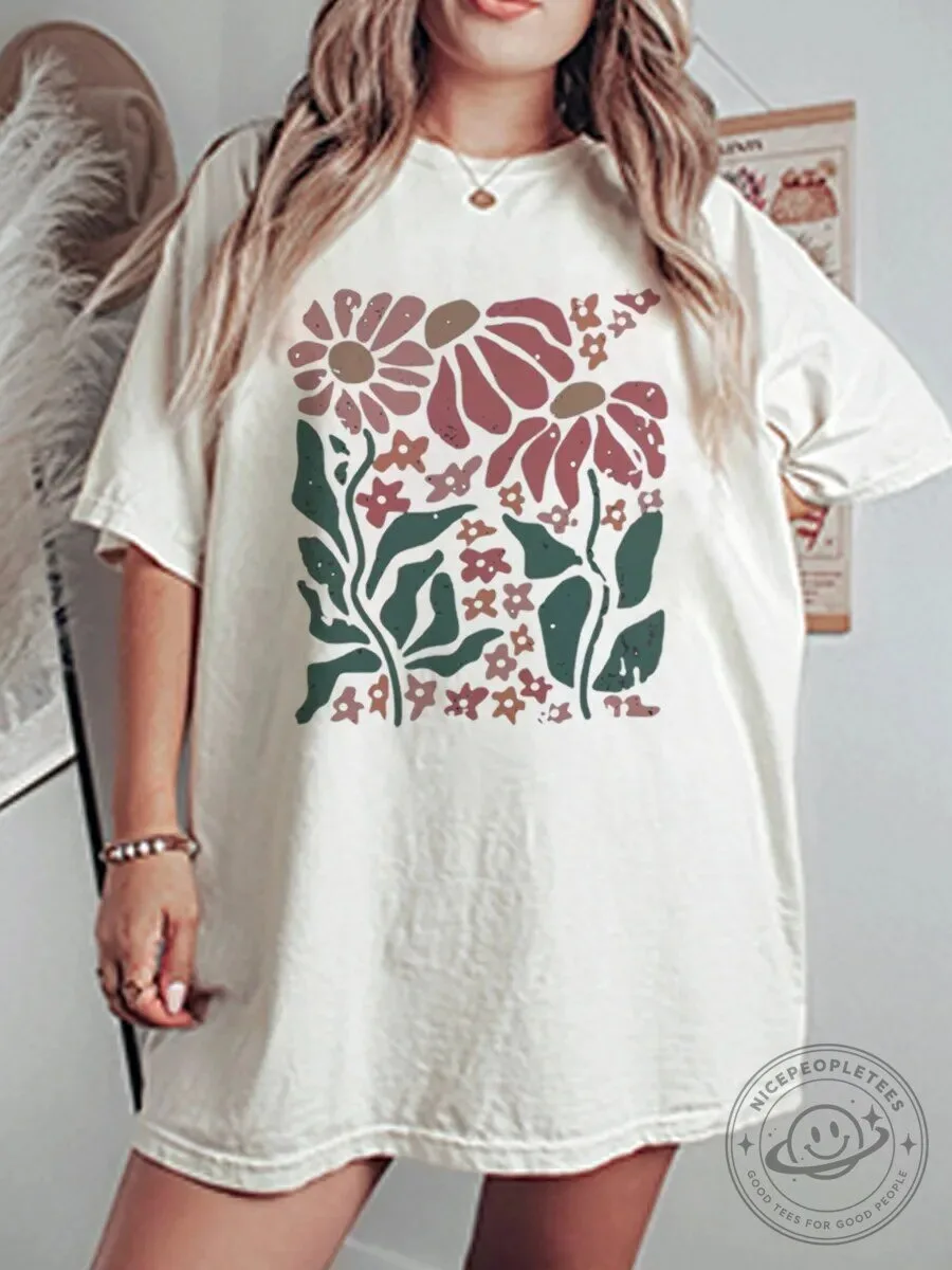 Vintage Boho Daisy Flower Oversized Graphic T-Shirt for Women